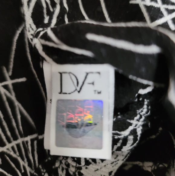 Diane Von Furstenberg Adele Jumpsuit Black Print Ruffle Off The Shoulder Size 0 - Picture 16 of 16